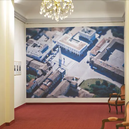 Отель Ristorante Ala D'oro 4*