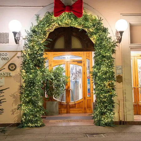 מלון Ristorante Ala D'oro לוגו
